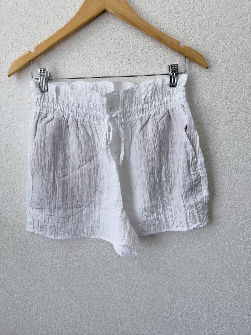 Super High Waisted Crinkle
Drawstring Shorts